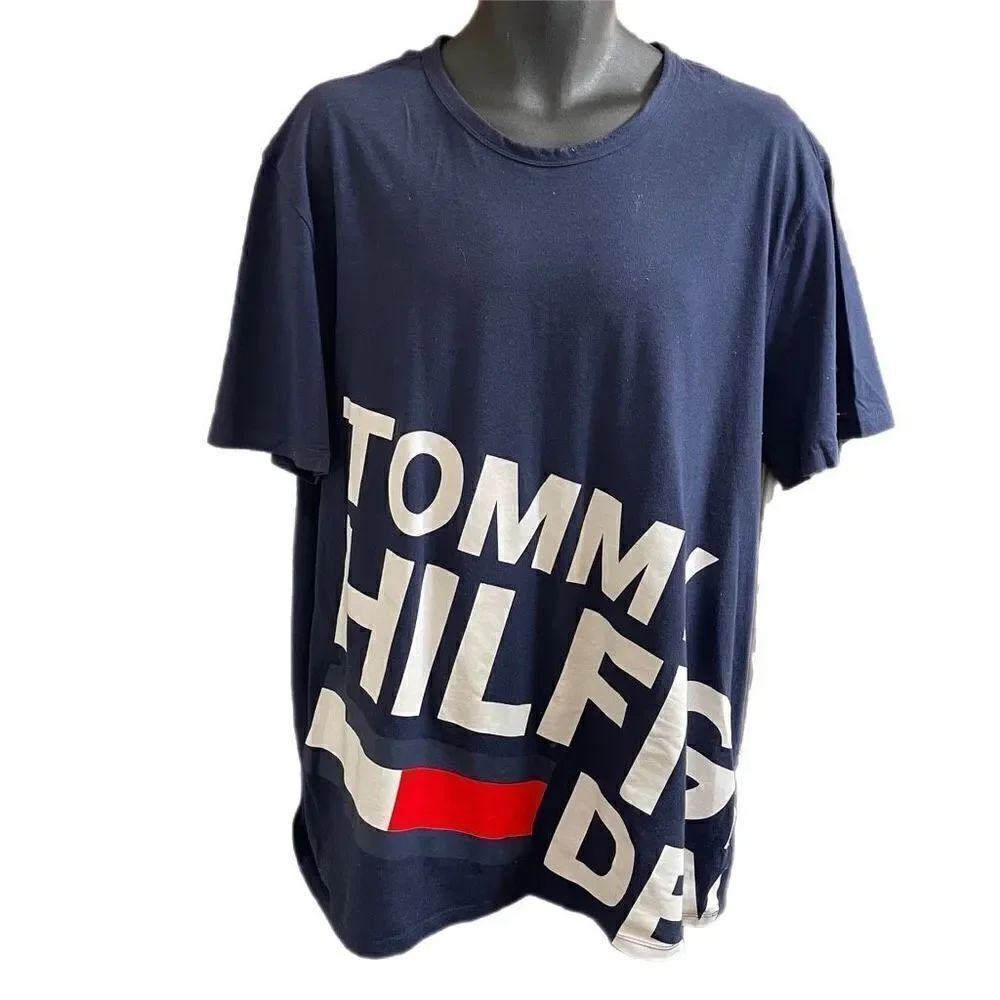 Tommy Jeans Essential Magnified Logo Tee Size XL